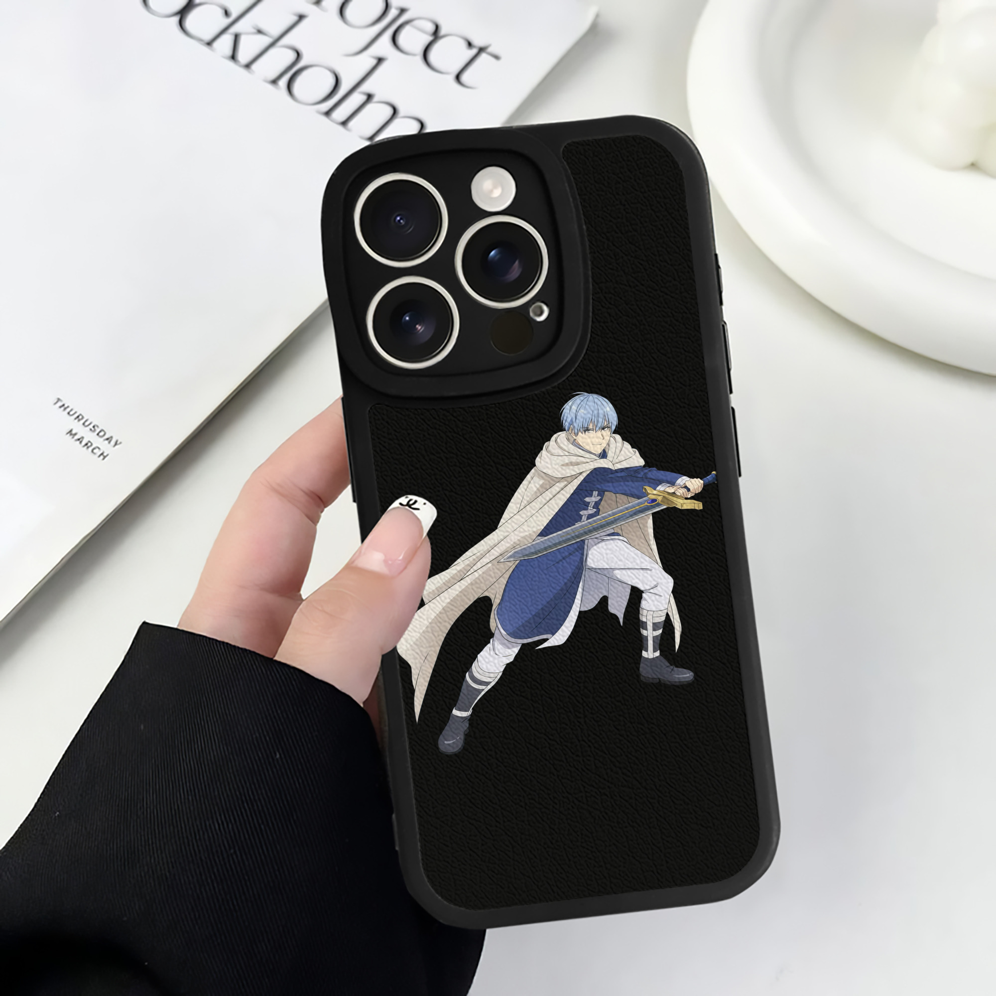 （画像用） 葬送のフリーレン Frieren 【iPhone 16シリーズ対応】シリコンスマホケース（レザー調） 材質：シリコン